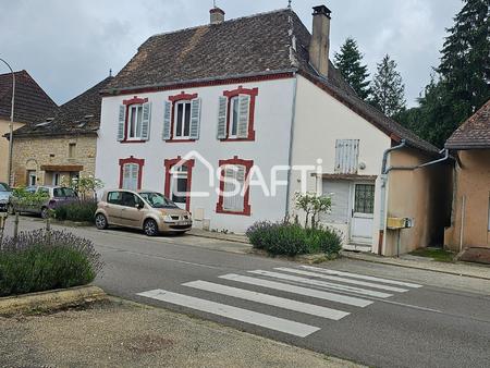 maison de centre ville - proche tout commerce - ecole - college