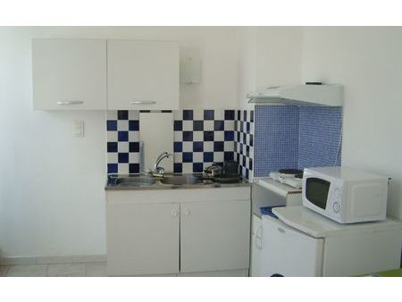 location appartement  26.24 m² t-2 à nîmes  415 €