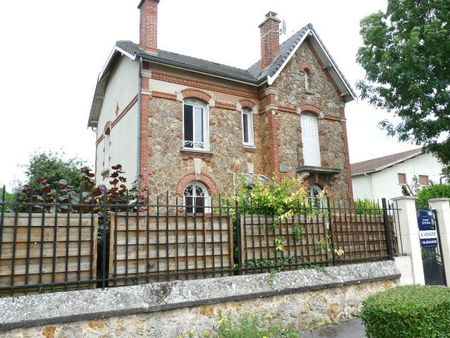 maison en pierre meulière