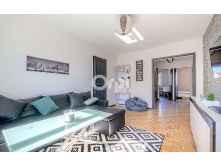 location appartement  m² t-2 à limoges  450 €