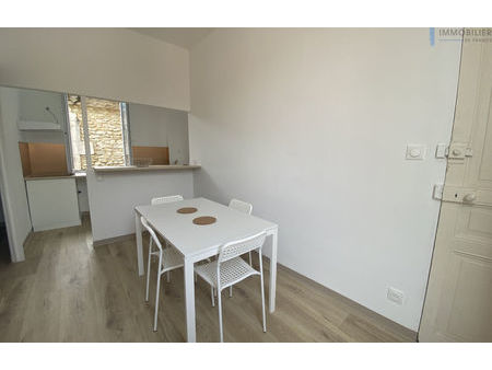 location appartement 3 pièces 40 m² nîmes (30900)