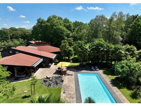 vente maison piscine à la gaubretière (85130) : à vendre piscine / 288m² la gaubretière