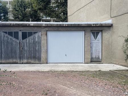 a louer - garage - roanne secteur gare