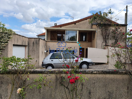 maison charmante à la pacaudière avec vaste jardin