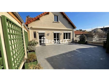 maison de ville 8 pièces 224 m²