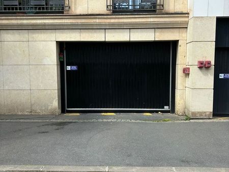 parking/box 9 m² boulogne billancourt