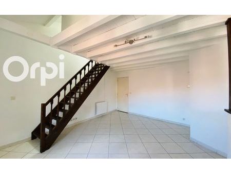 location appartement  m² t-2 à tullins  540 €