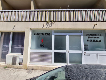 location local commercial  52.36m²  nice