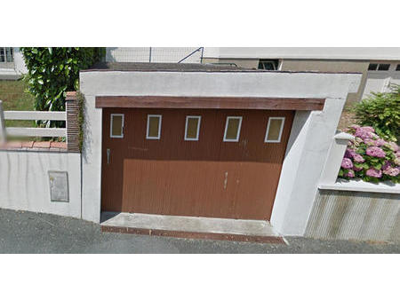 location garage box et parking à vibraye (72320) : à louer / vibraye