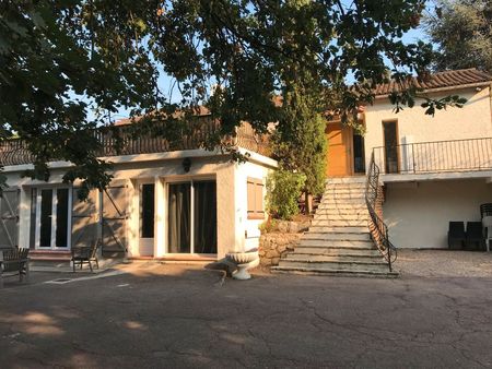 grande villa à louer