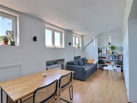 appartement à louer à ixelles € 950 (kscjy) - realtycare | zimmo