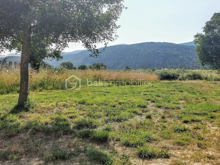 terrain de 850 m² à vallon-pont-d'arc