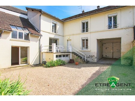 maison de luxe à vendre dans le quartier nord