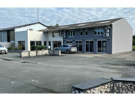 vente immeuble 2200 m² aulnay (17470)