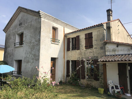 vente maison 5 pièces 175m2 bazauges 17490 - 179900 € - surface privée