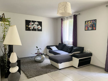 villefontaine - appartement t3 de 64.94 m² en rez de jardin avec garage