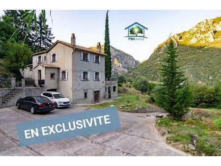 propriété 6 pièces 110 m²