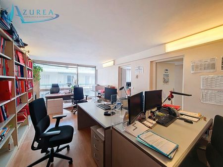 bureaux 386 m²