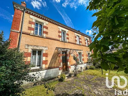 vente maison à viglain (45600) : à vendre / 232m² viglain