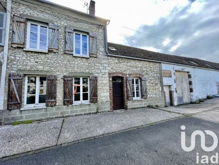 vente maison de village 8 pièces de 160 m² à bransles (77620)