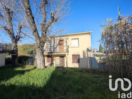 vente appartement 5 pièces de 86 m² à alès (30100)