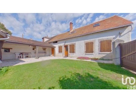 vente maison 6 pièces de 142 m² à les ormes