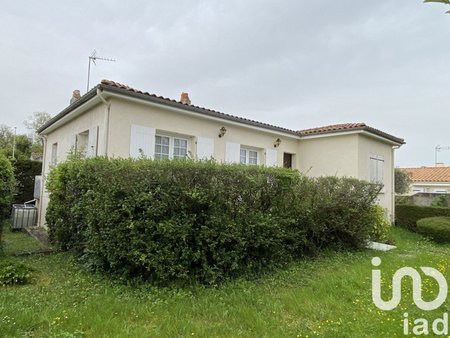 vente maison traditionnelle 6 pièces de 115 m² à périgny (17180)