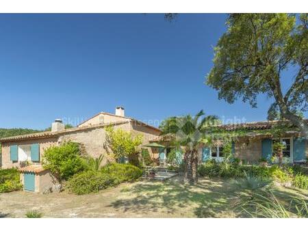 maison en pierre à vendre à la garde freinet