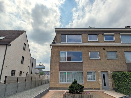 appartement te koop in sint-job-in-'t-goor met 3 slaapkamers