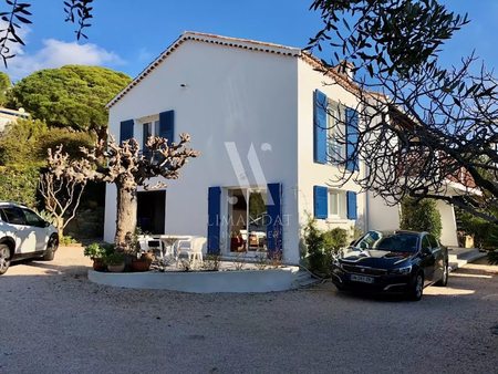 vente villa 8 pièces 200 m²