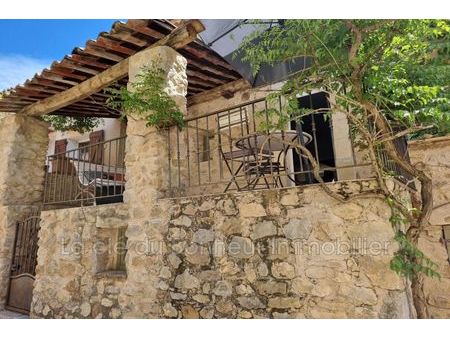 maison de village 115 m² esparron-de-verdon