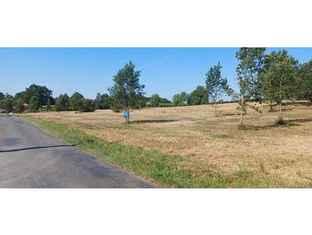 terrain constructible 1 300 m2 - montguyon