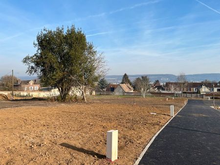 terrain à bâtir viabilisé avec vue sur vernon