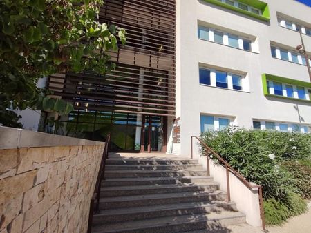 bureaux 85 m²