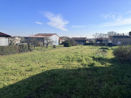 terrain 604 m² pont-saint-martin