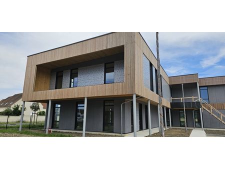 bureaux 1380 m² compiègne