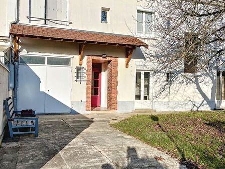 immeuble 11 pièces 238 m²