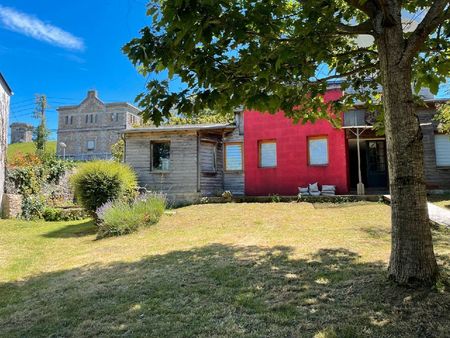 local professionnel ou particulier 100m2 au calme - déco atypique