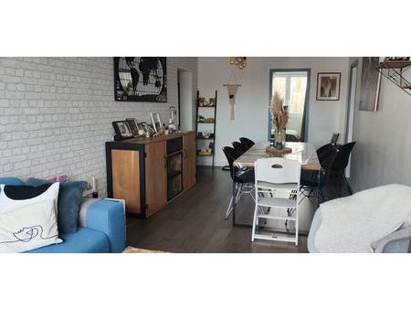 appartement rénové 1er étage