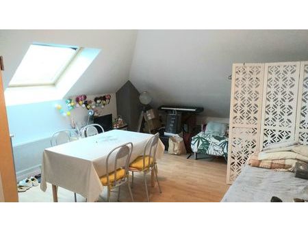 studio meublé 19 m² pour apprenti en sortie de bourg