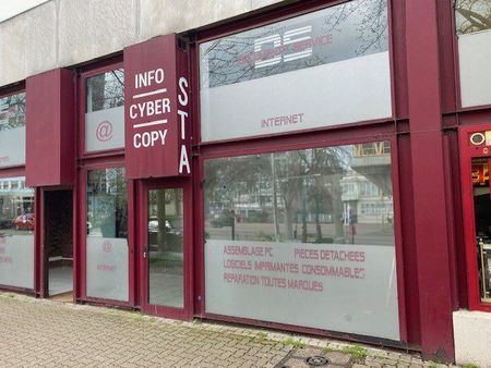 local commercial 187 m²