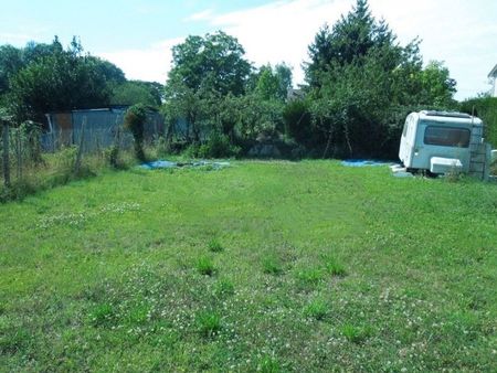 terrain constructible de 370 m²