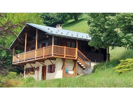 chalet 5 pièces 82 m²