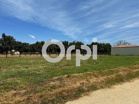 terrain 800 m² lapalud