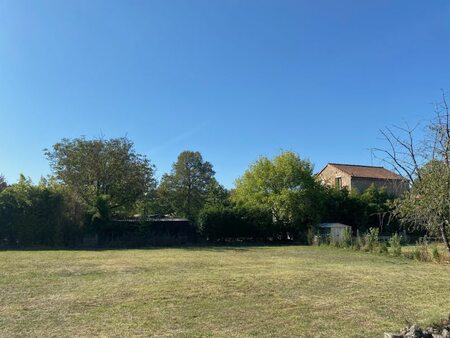 vente terrain 775 m²