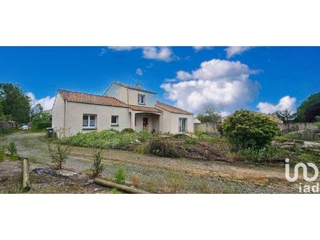 vente maison à saint-philbert-de-grand-lieu (44310) : à vendre / 139m² saint-philbert-de-g