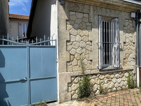 vente immeuble de 100 m² à bordeaux (33100)