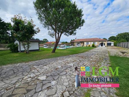 pompignan  maison de 120m2 avec piscine sur un grand terrain de 2906m2