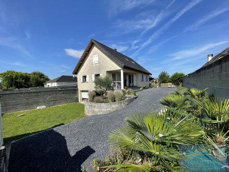 charmante maison de 134m2 avec jardin arboré