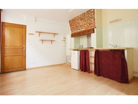 location appartement  m² t-1 à abbeville  320 €